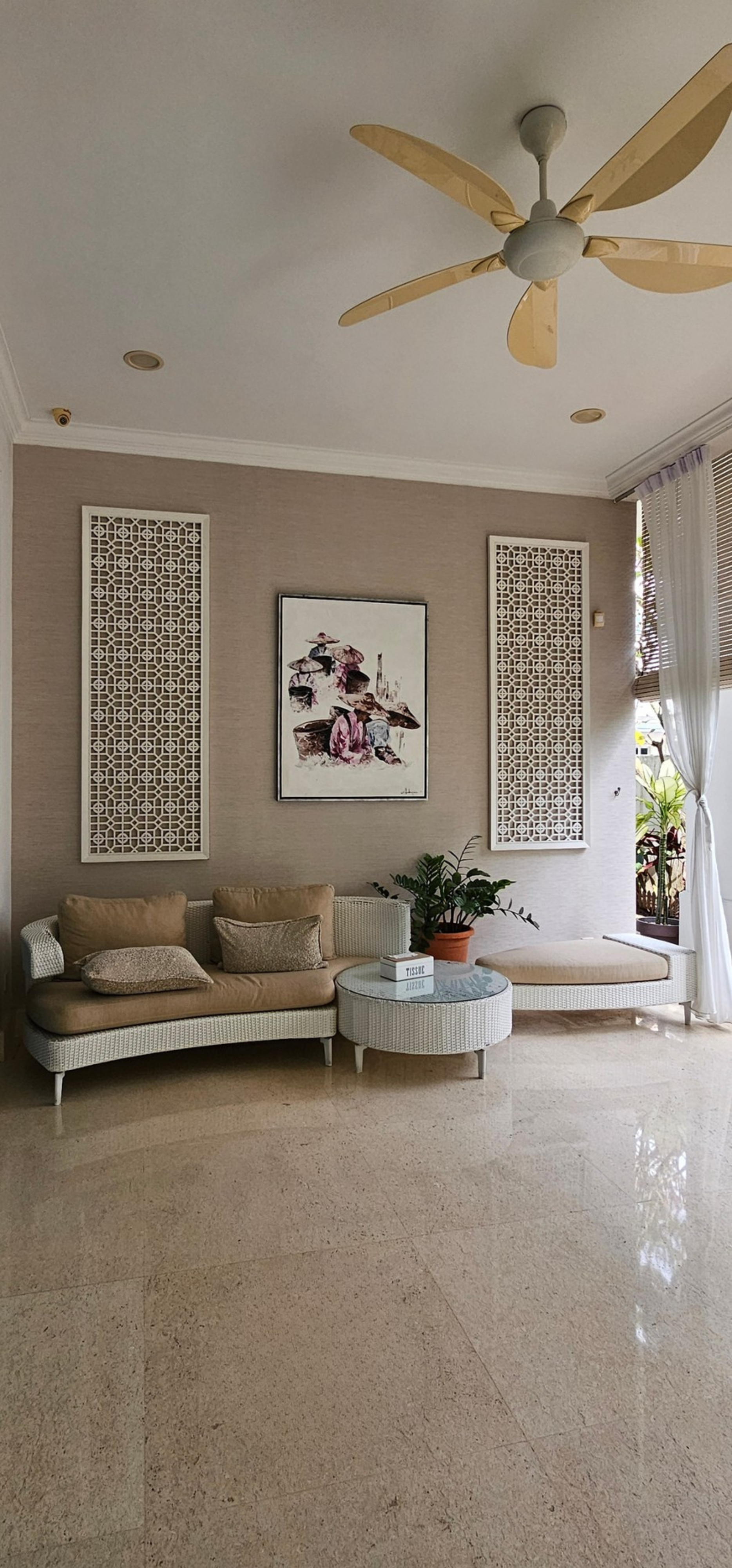 Carpet & Wallpaper project example