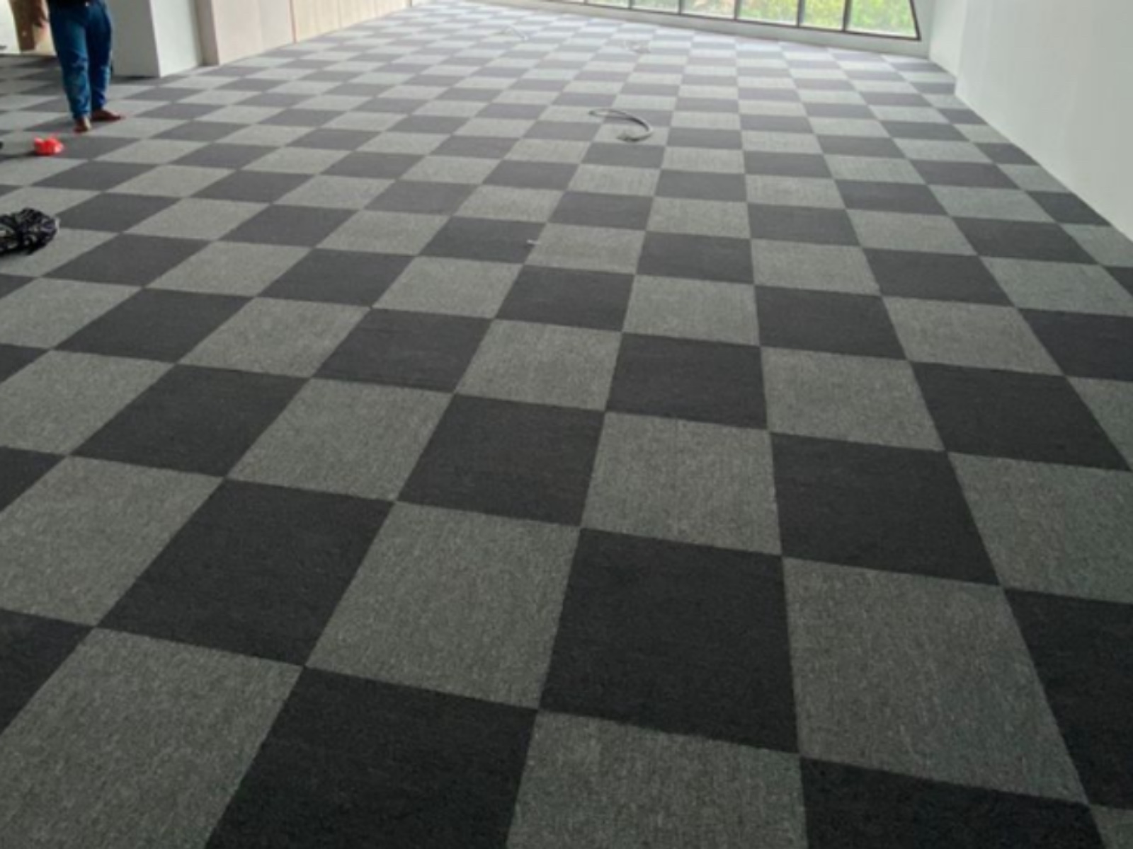 Carpet and wallpaper project by Green House Curtains 23