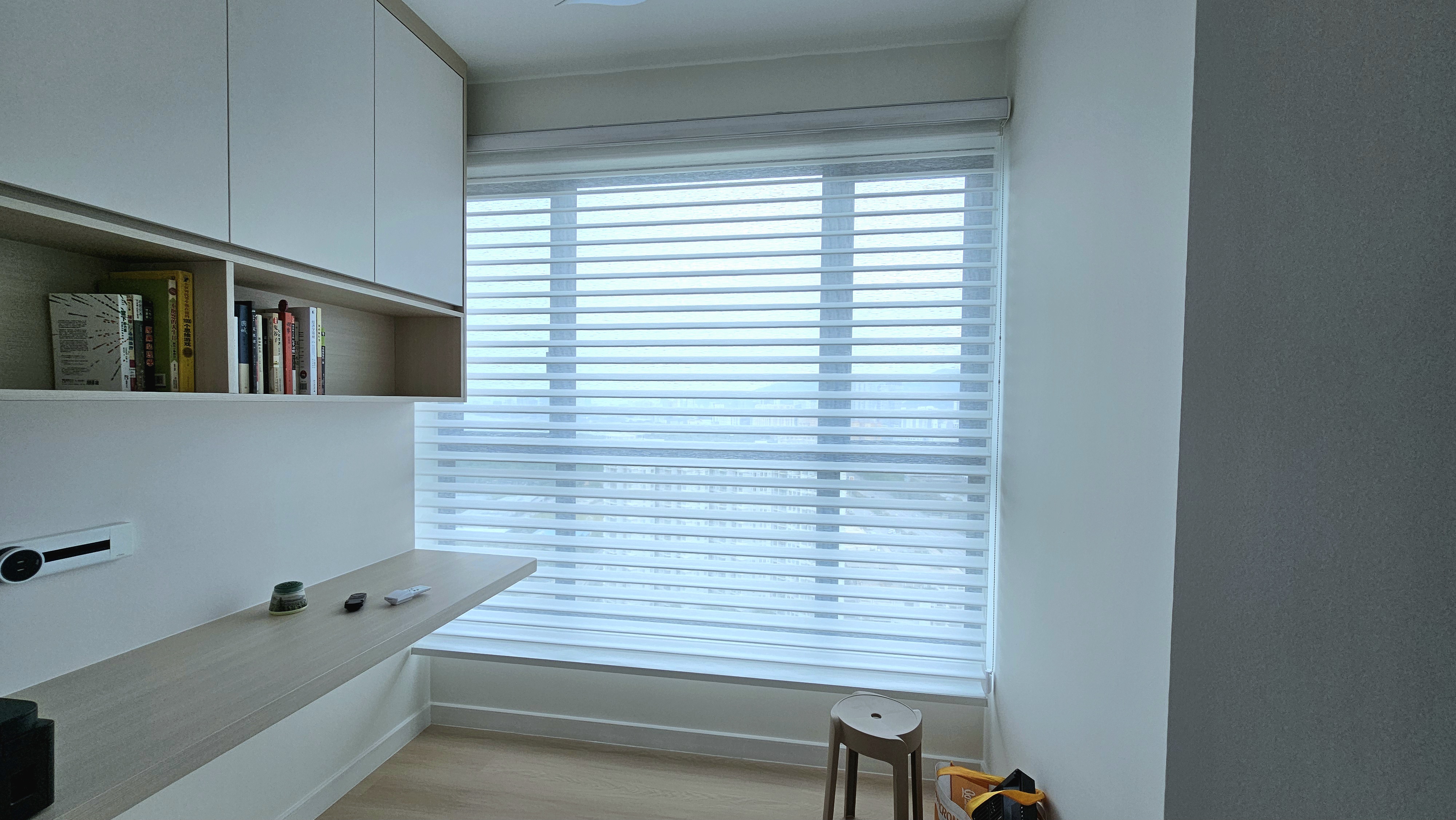 Curtain 6